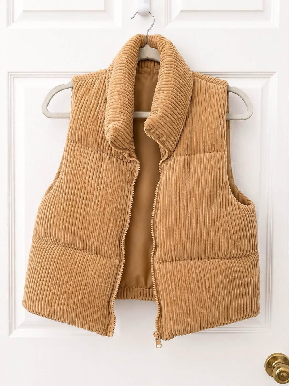 Cropped Corduroy Puffer Vest in Camel